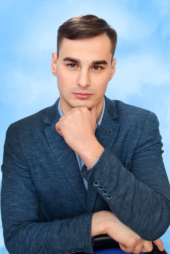 Яковлев Максим Владимирович.