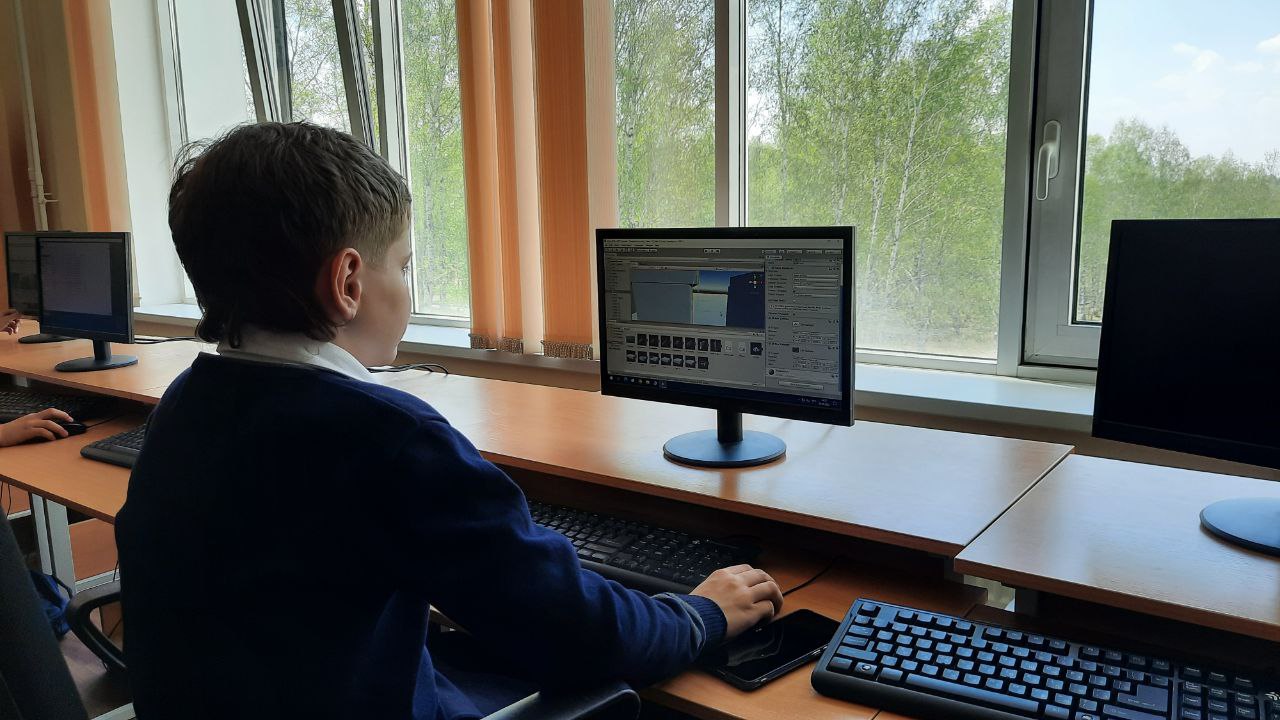 Занятия по разработке компьютерных игр.